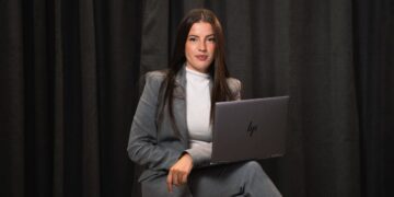 Eva Egea, empresaria y madre de Adrián, un niño sordo: "Llamarle y no ver reacción nos rompía el corazón"