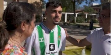 Juan Marino, un aficionado del Betis con la enfermedad de Leber: acude al estadio con apenas un 5% de visión
