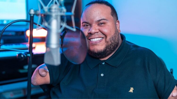 La historia de superación de Bengie Rivera, que nació sin manos ni pies