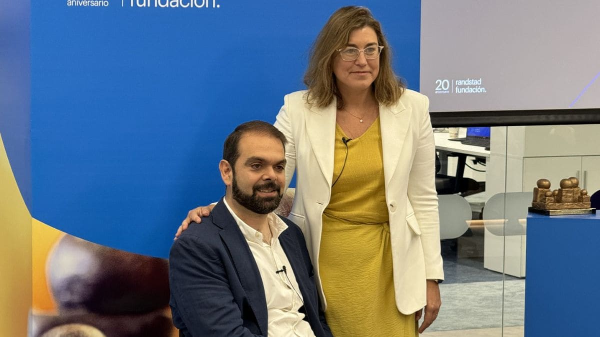 Fundación Randstad premia a Tododisca./ Foto de la Fundación Randstad